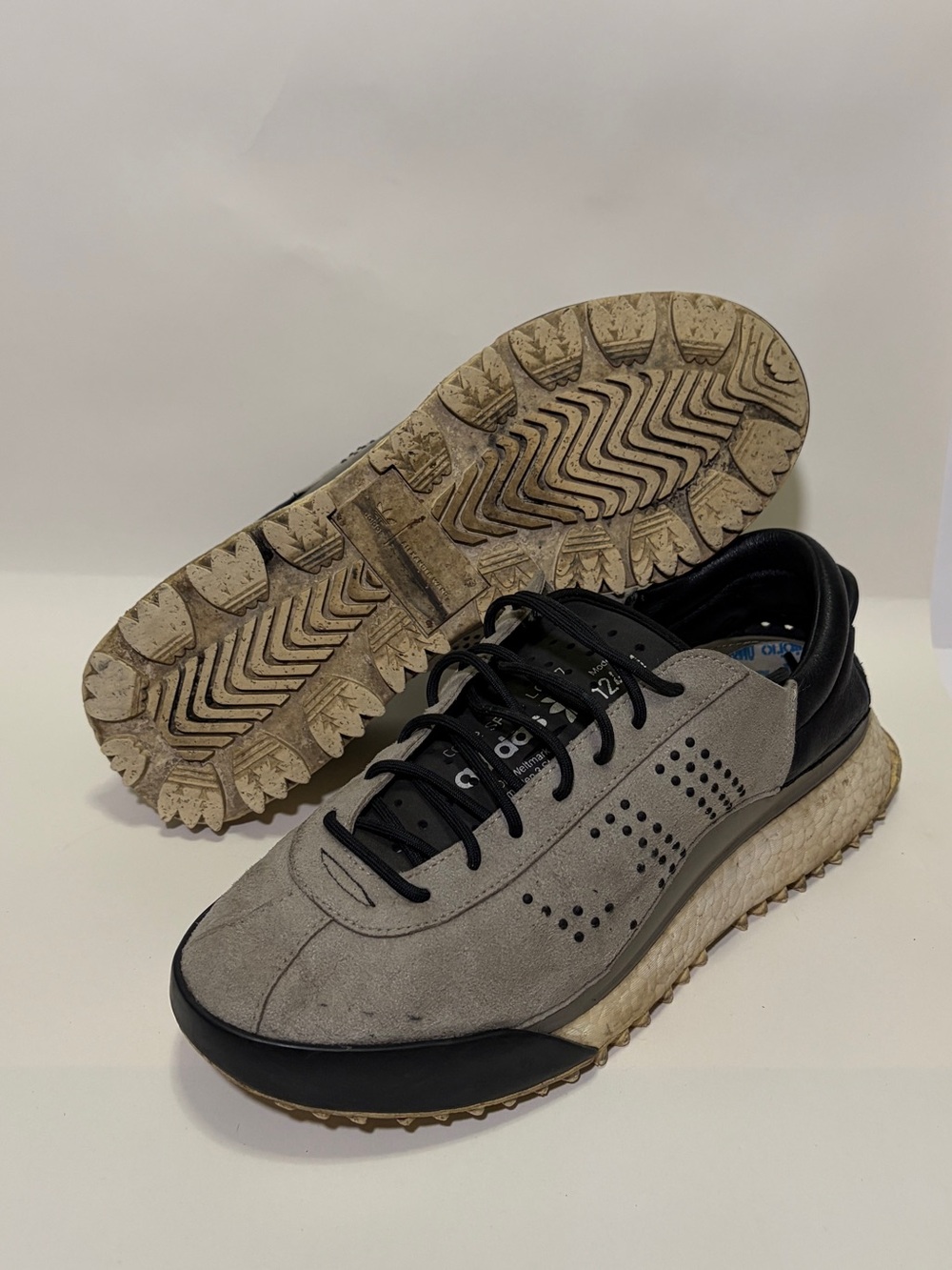 Adidas X Alexander Wang Hike Lo Grey
Men’s Size 9.5
